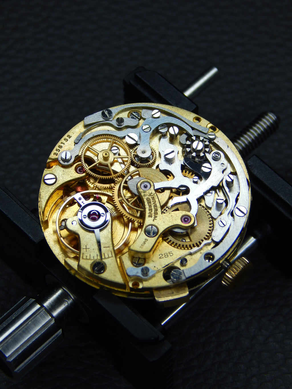 Universal Geneve Uni-Compax Ref. 12445
