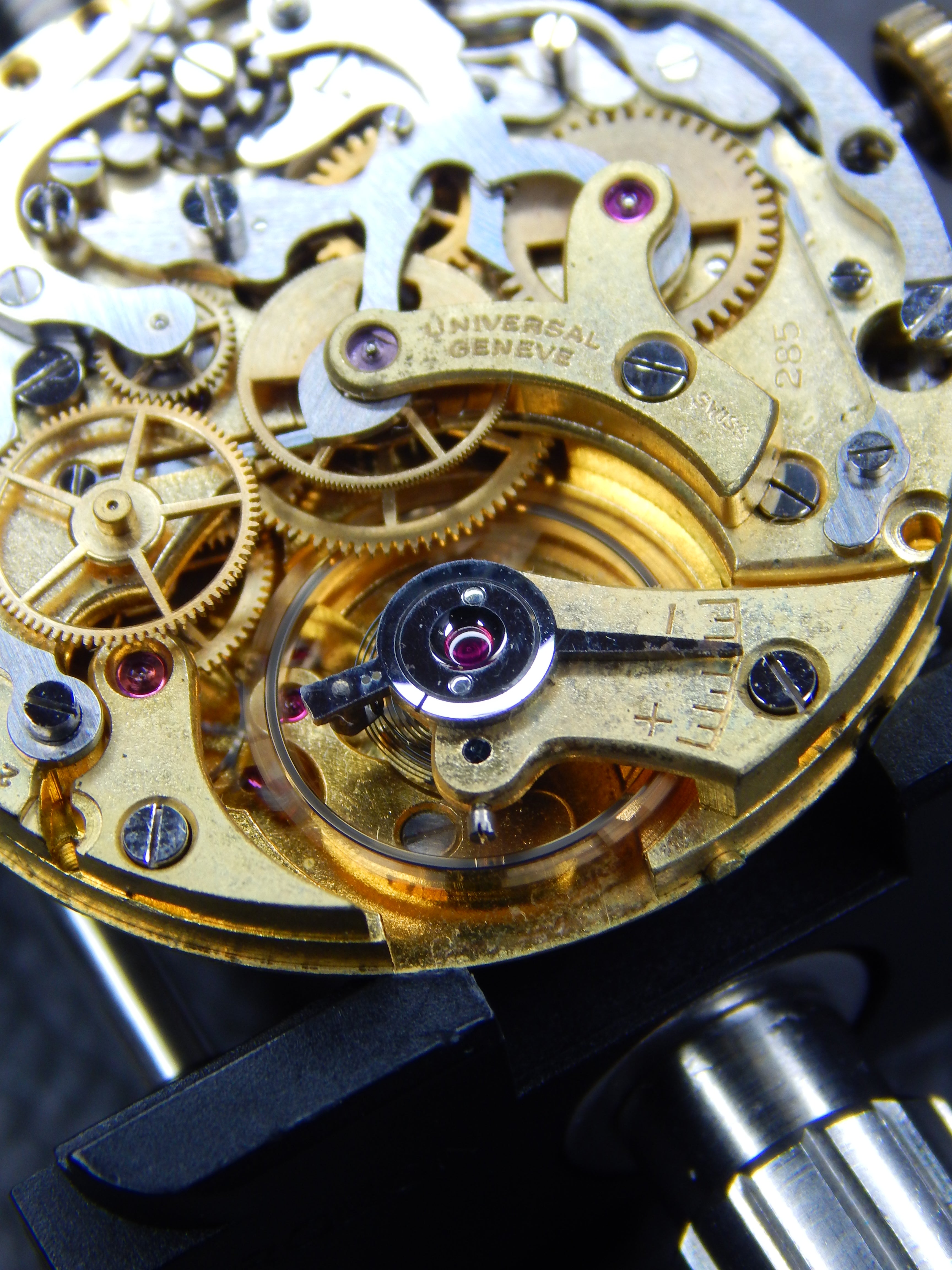 Universal Geneve Uni-Compax Ref. 12445