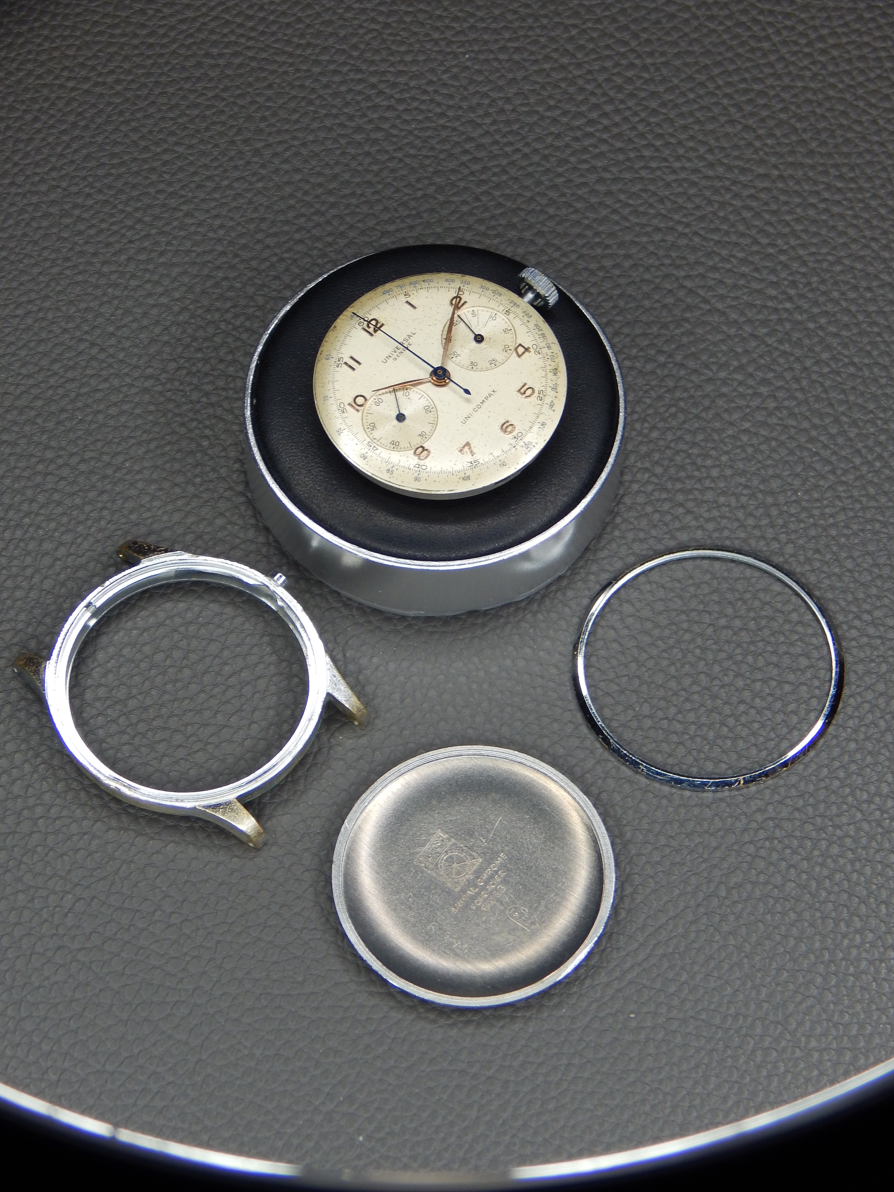 Universal Genéve Uni-Compax Ref. 32416