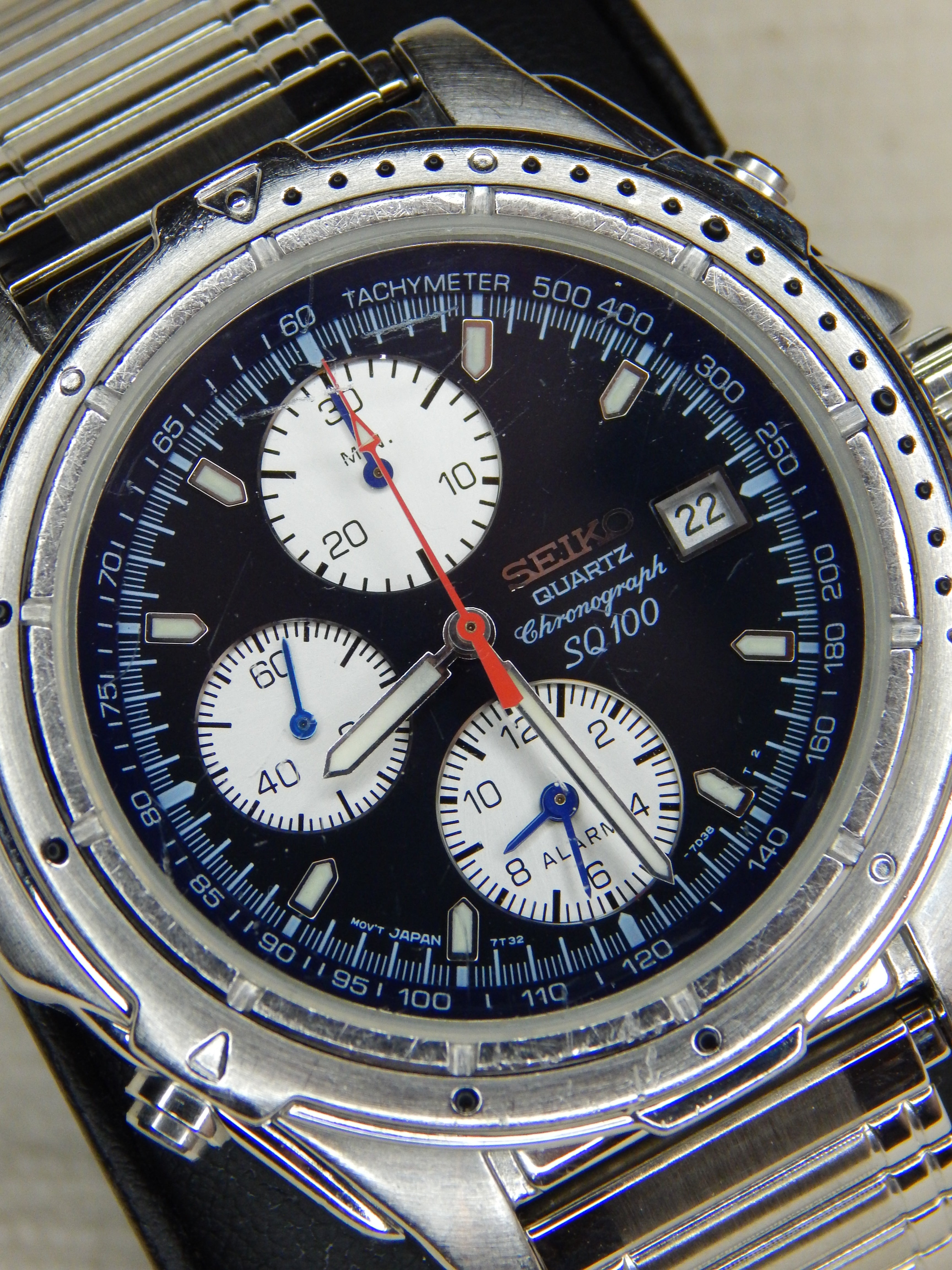 Seiko SQ 100 Quartz chronograph – Renové by Tuloki