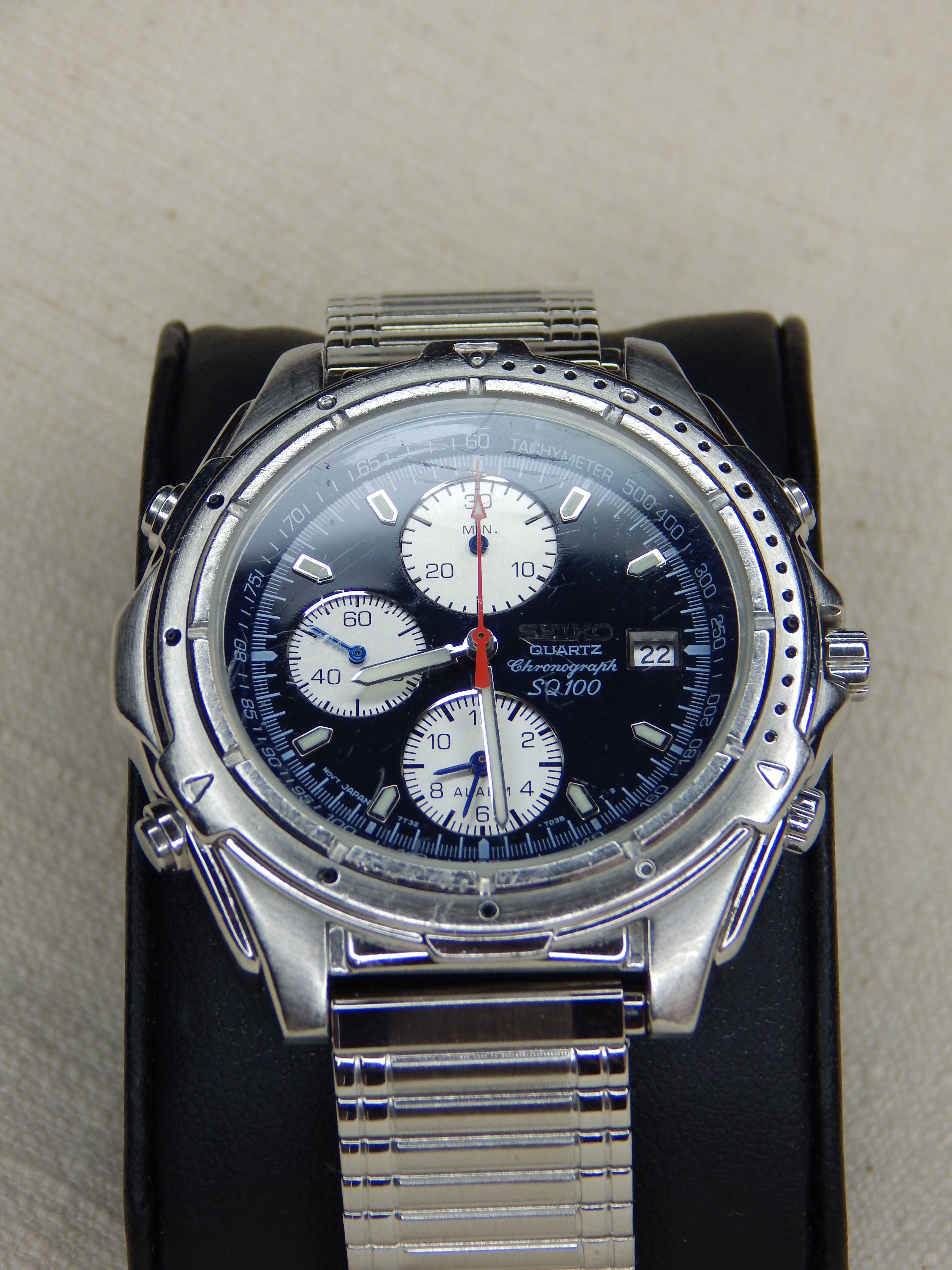Seiko SQ 100 Quartz chronograph