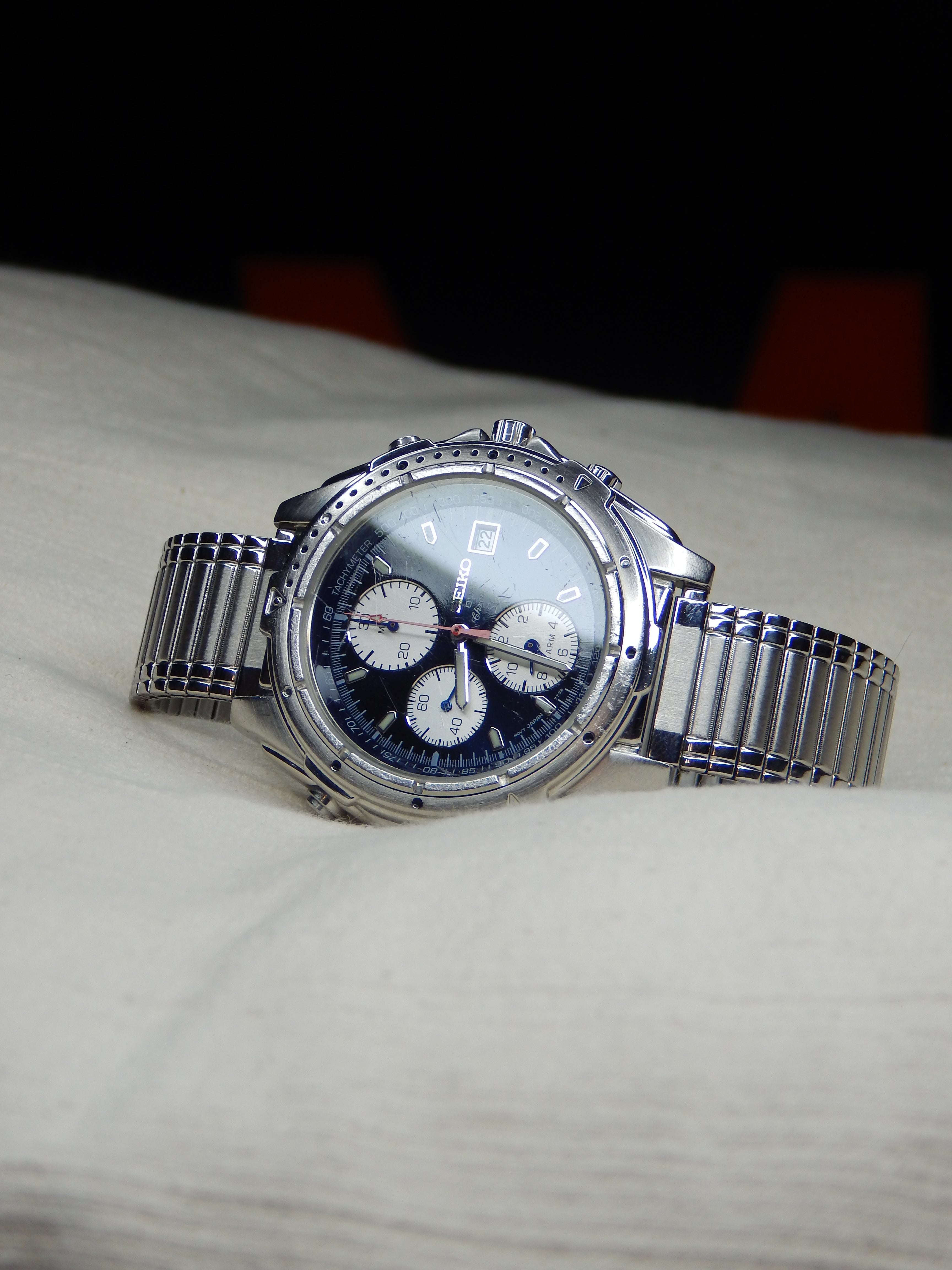 Seiko SQ 100 Quartz chronograph