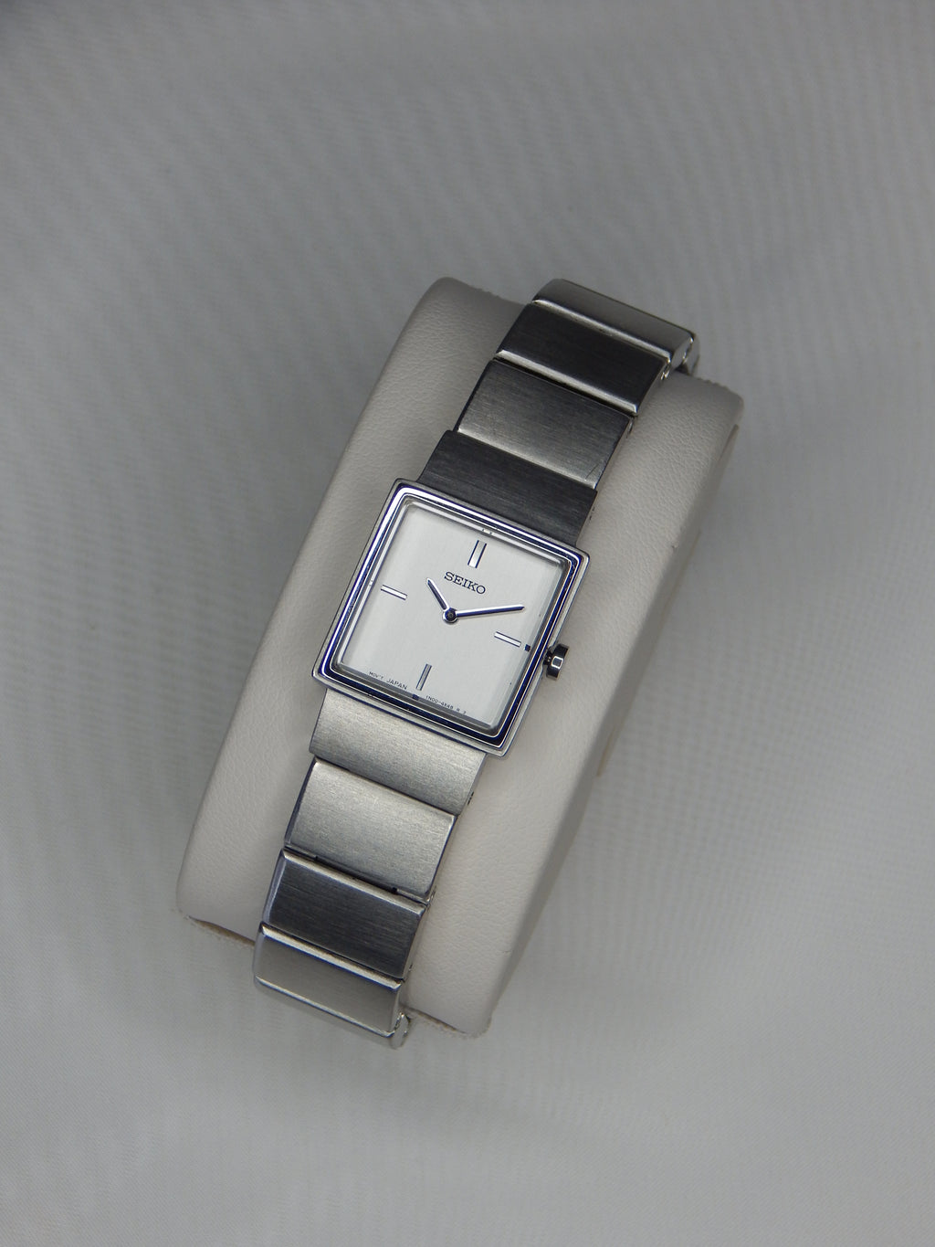 Seiko "The Cube" manufactured in May 2000