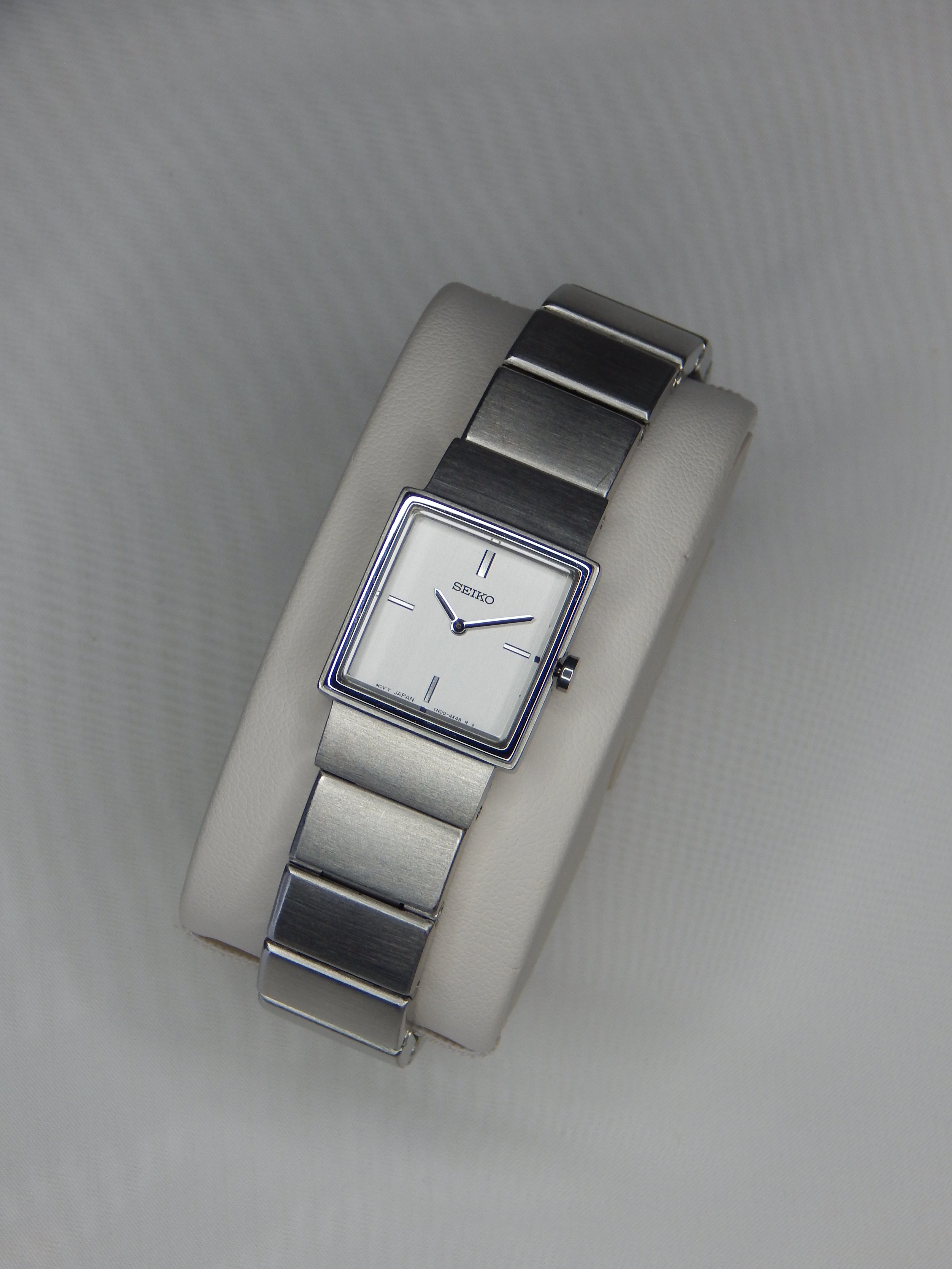 Seiko "The Cube" manufactured in May 2000