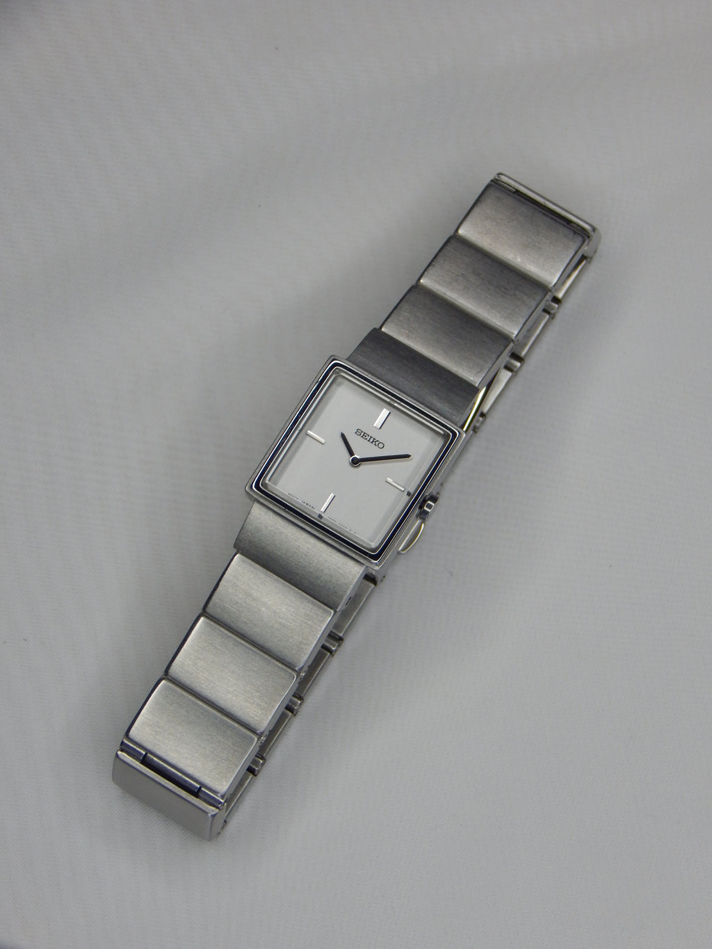 Seiko "The Cube" manufactured in May 2000