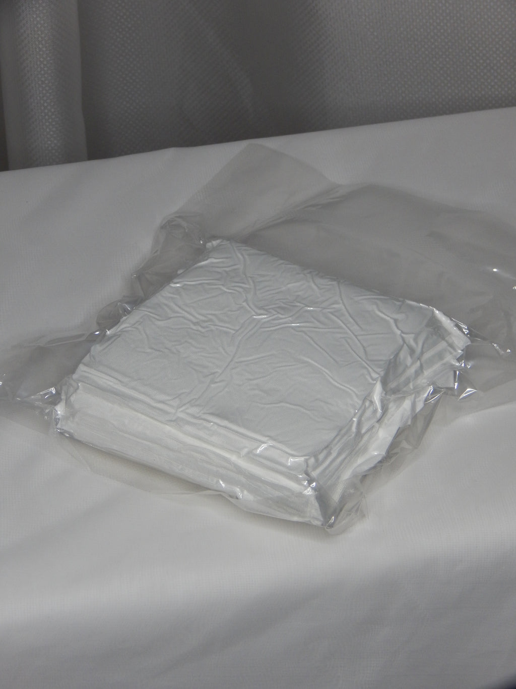 Single use microfiber cloth package, 10cm x 10cm size, 100 pieces