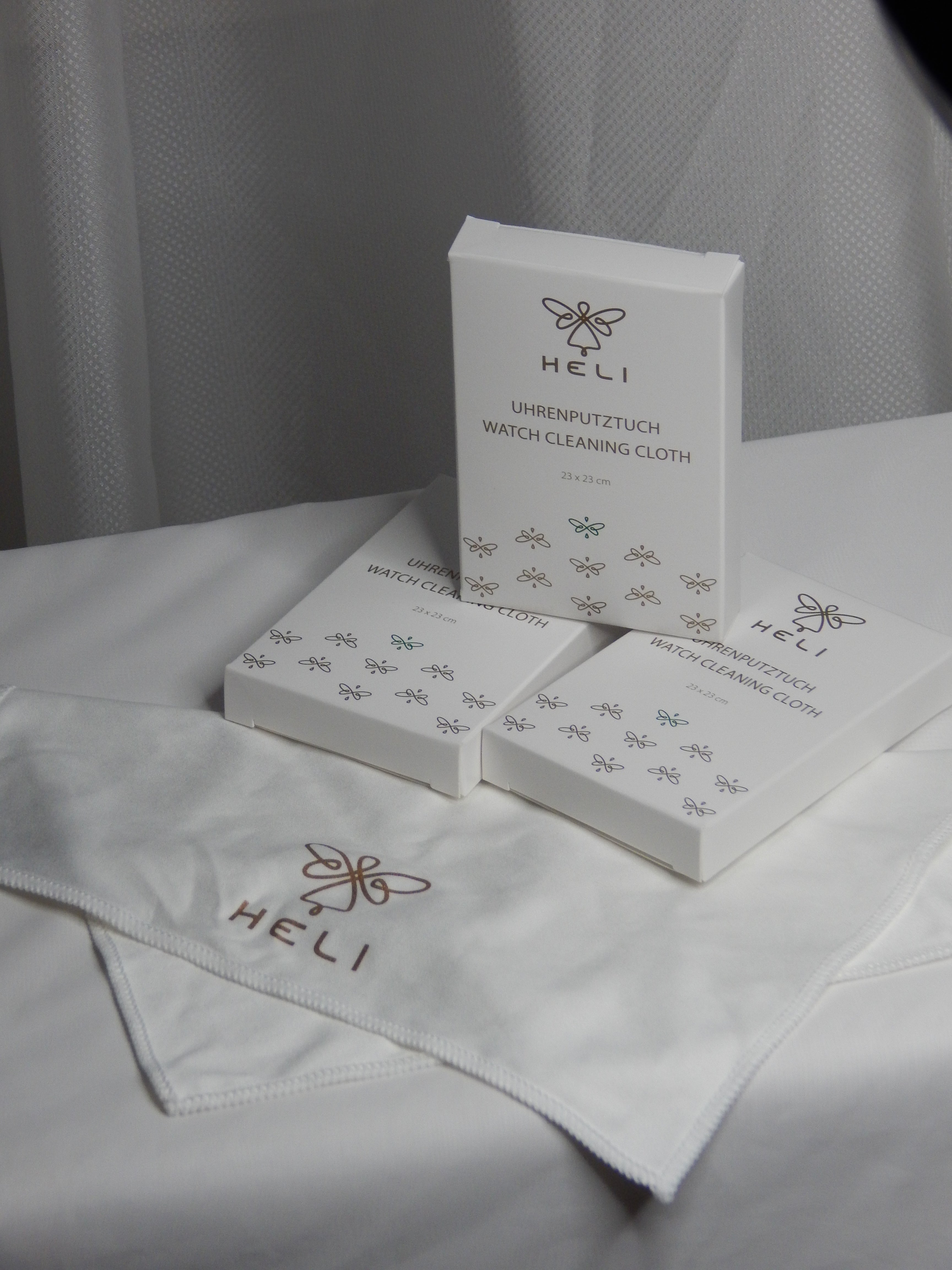 Heli high quality microfibre towel, 23cm x 23cm size