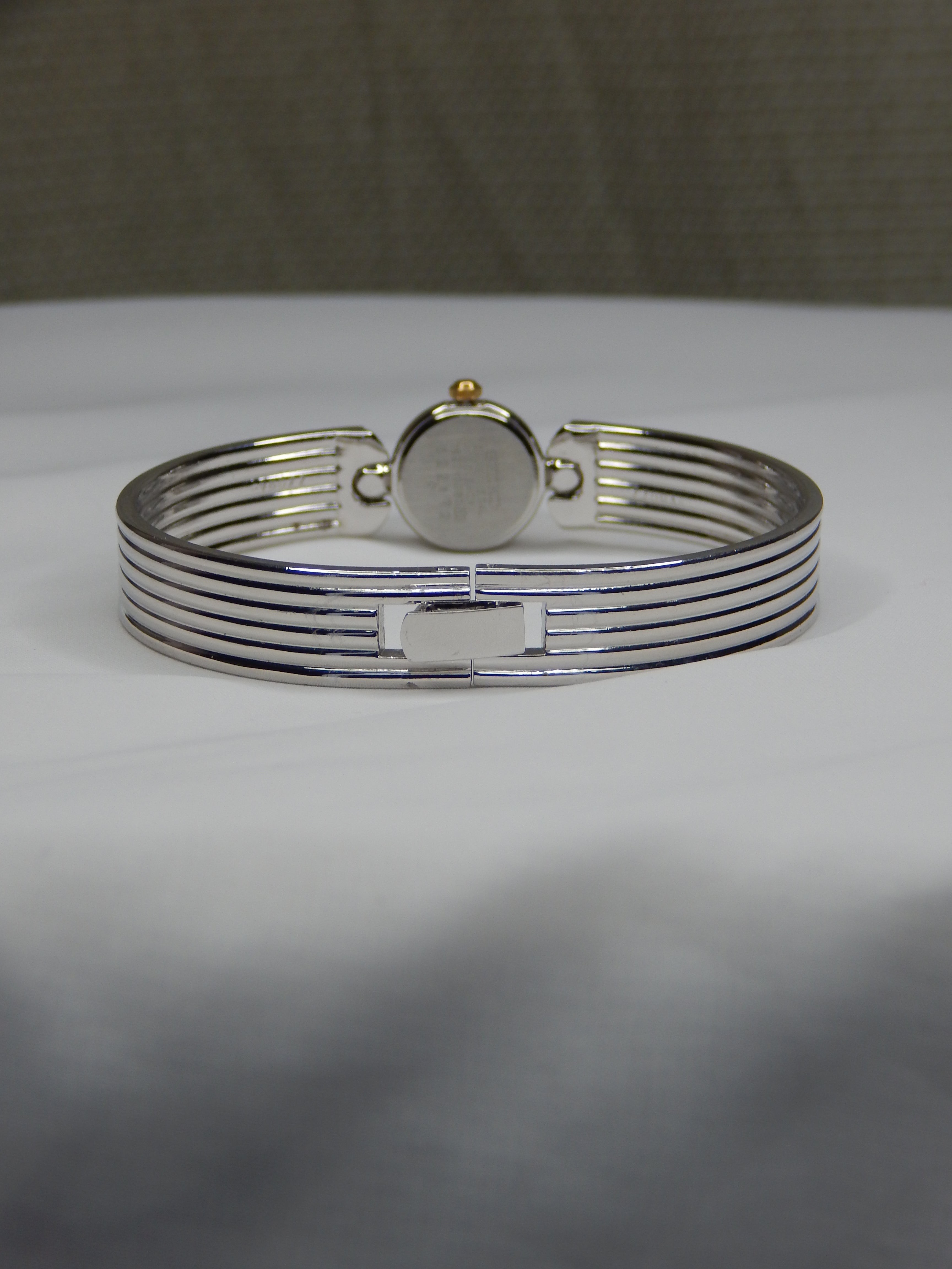 Seiko vintage bracelet watch 1E20-0380 made in february 1996