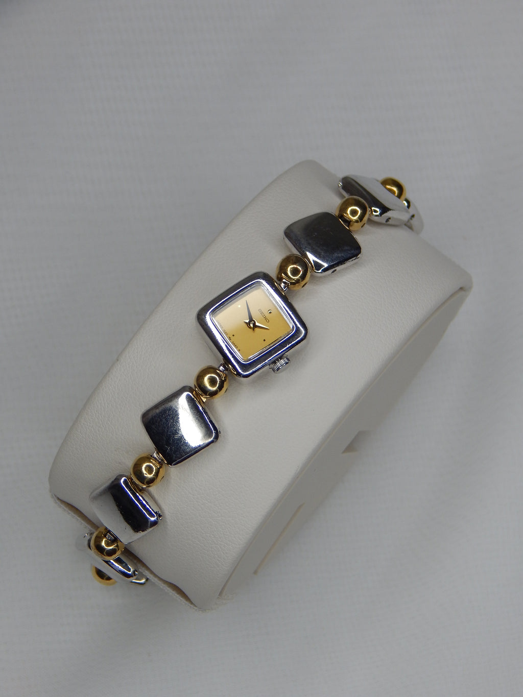 Seiko "Cubie" 1E20-5A00 made in July 1996