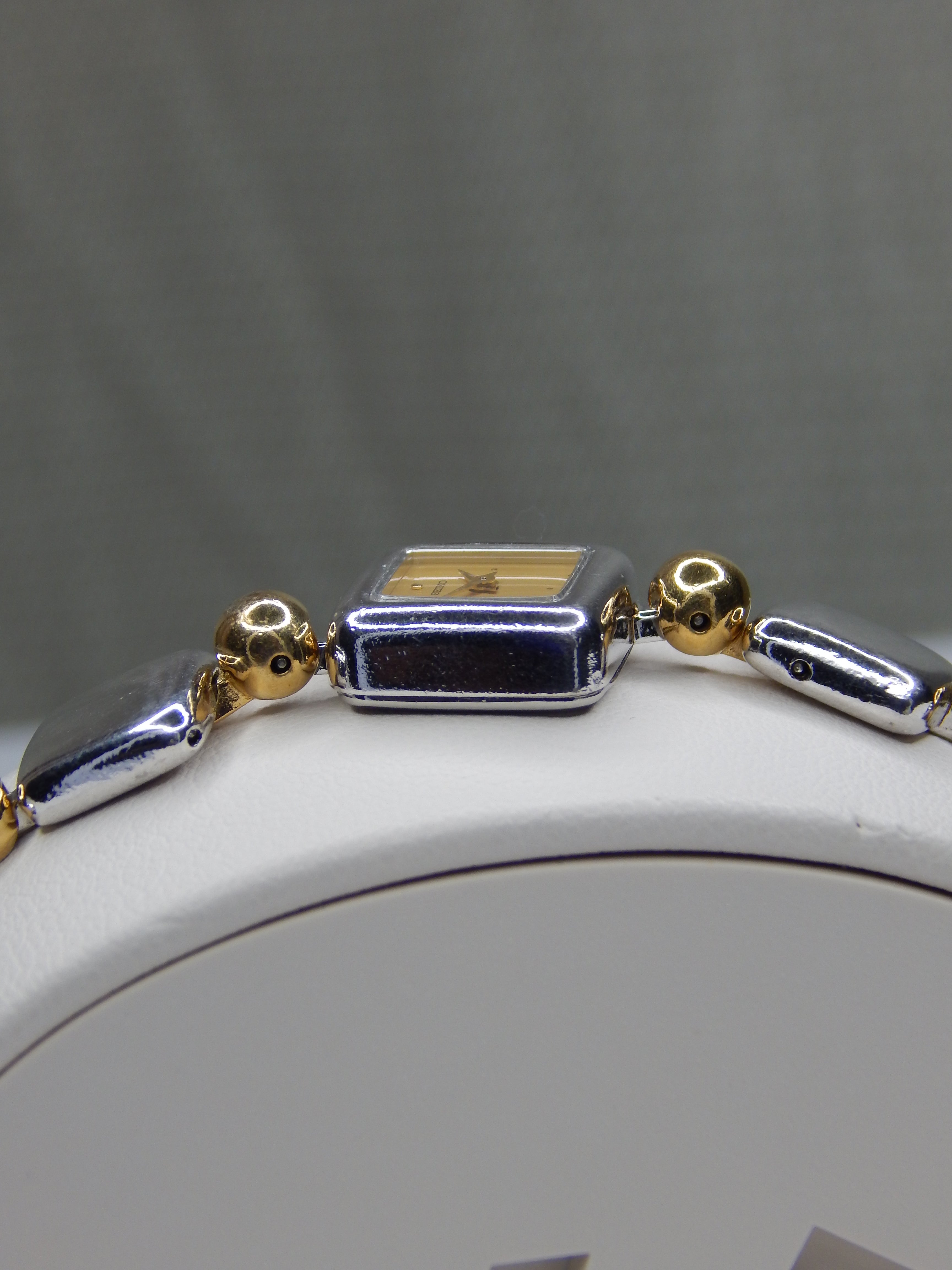 Seiko "Cubie" 1E20-5A00 made in July 1996