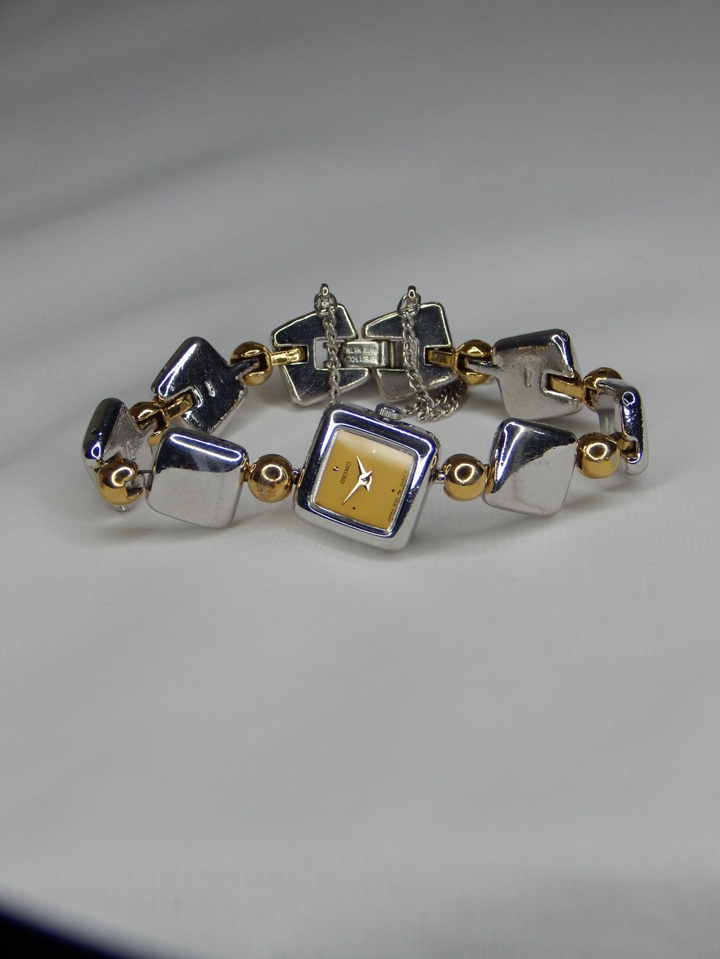 Seiko "Cubie" 1E20-5A00 made in July 1996