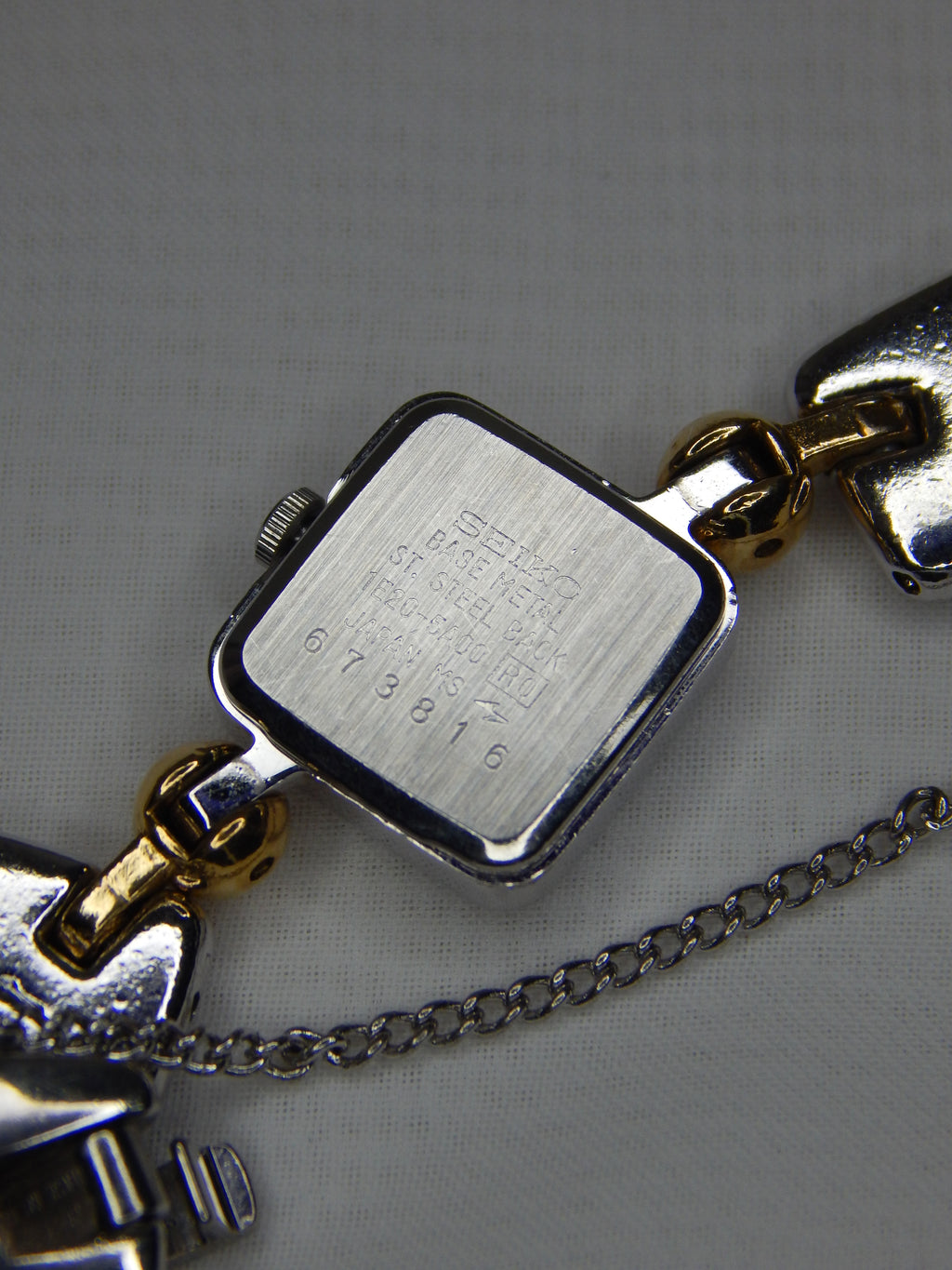 Seiko "Cubie" 1E20-5A00 made in July 1996