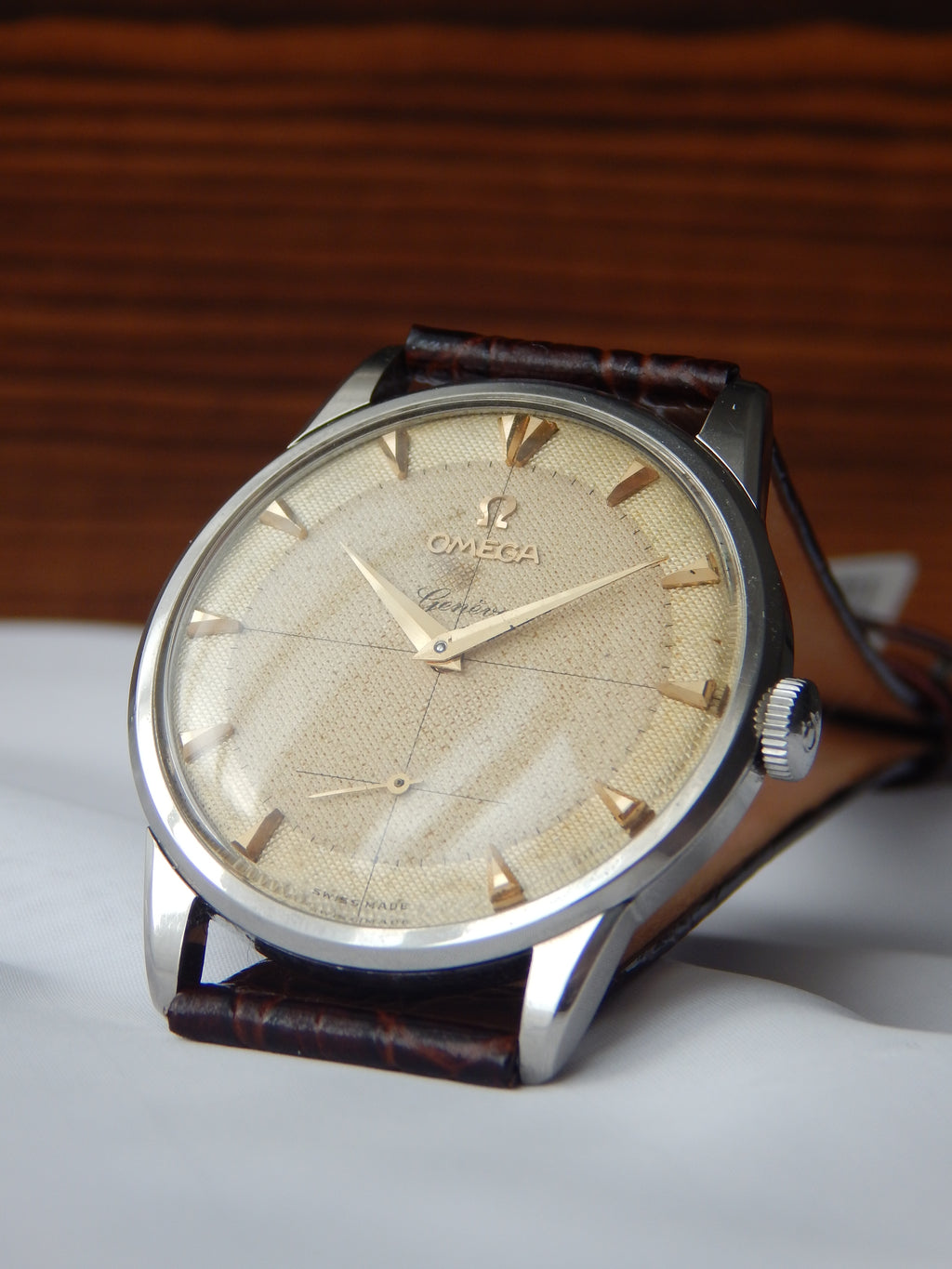 Omega Geneve 2748-5