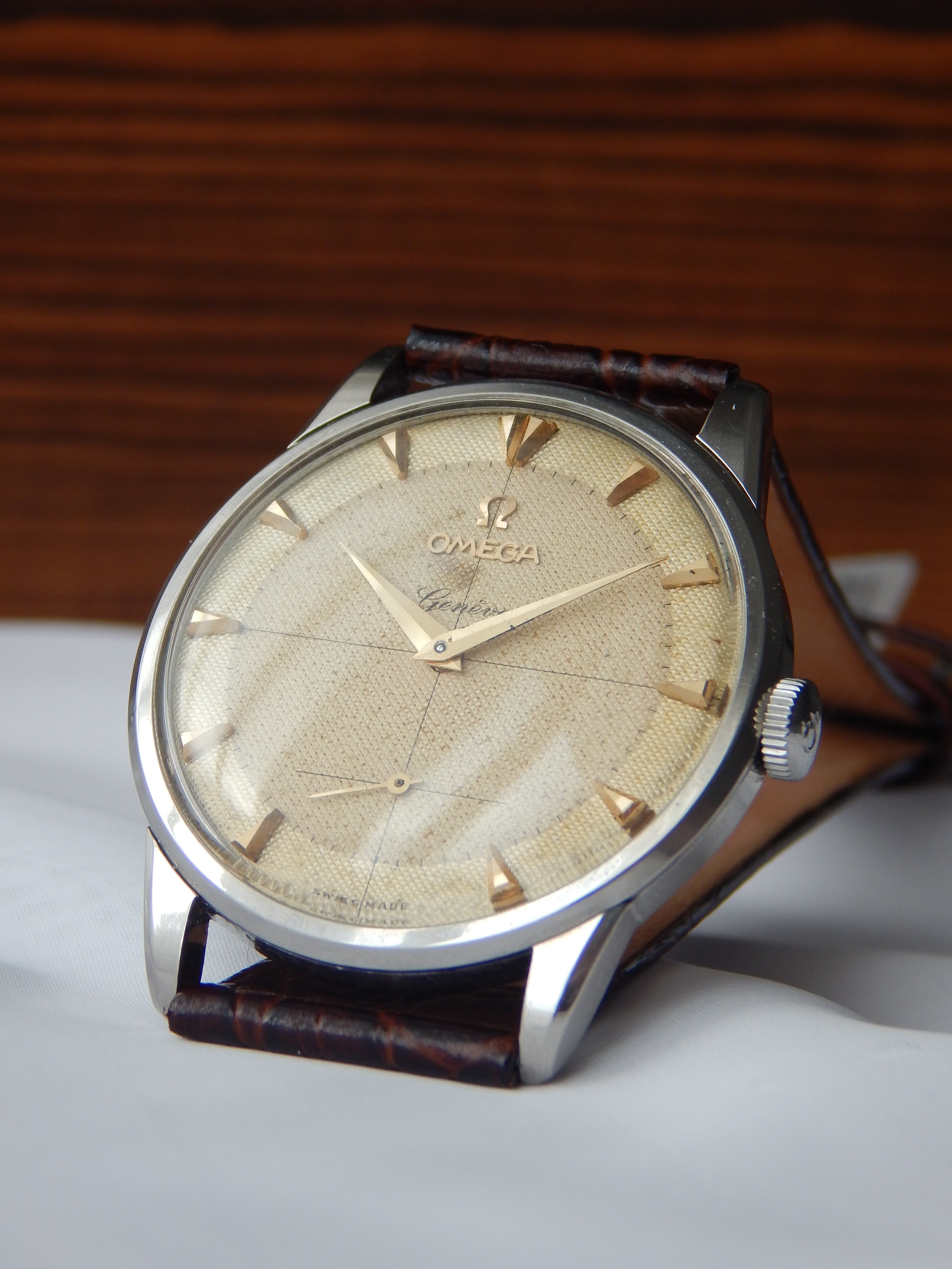 Omega Geneve 2748-5